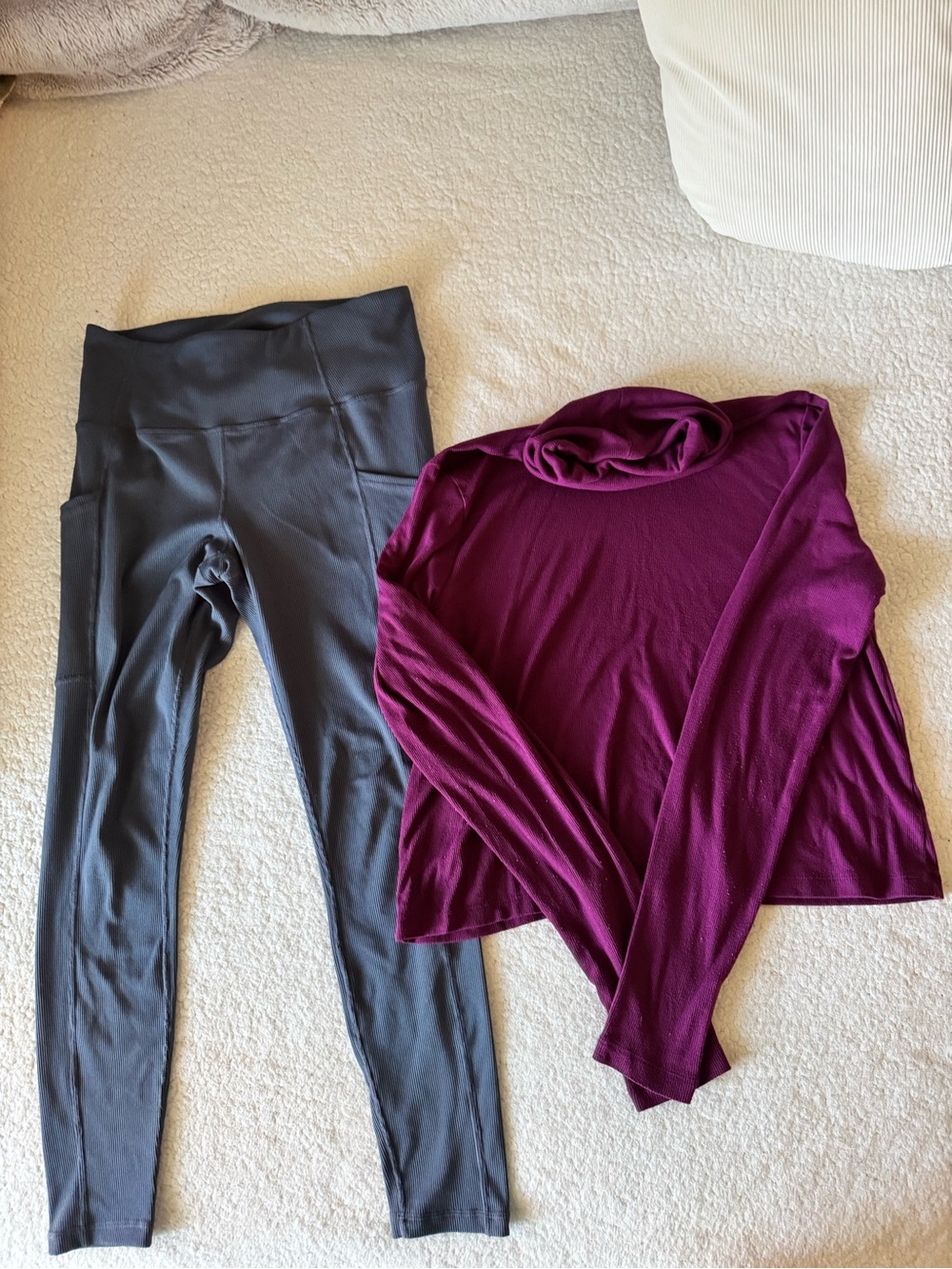 Stylish 2-Piece Athleisure Set – Lukka Lux Pocket Leggings & Plum Cropped Top